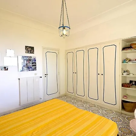 فيلة Sleeps 8 Air Con Wifi